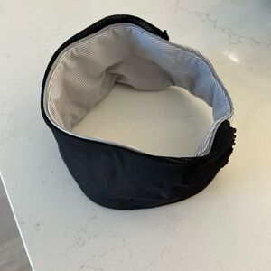 lululemon athletica Black/grey striped headband